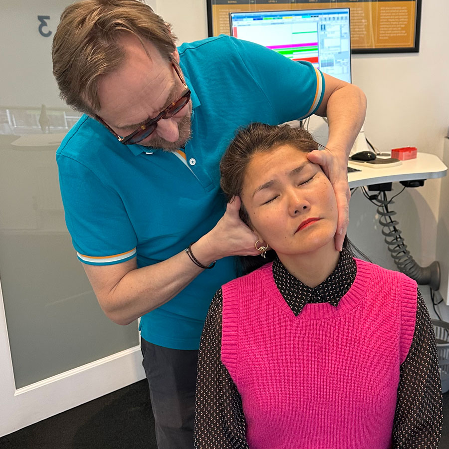 neck-adjustment