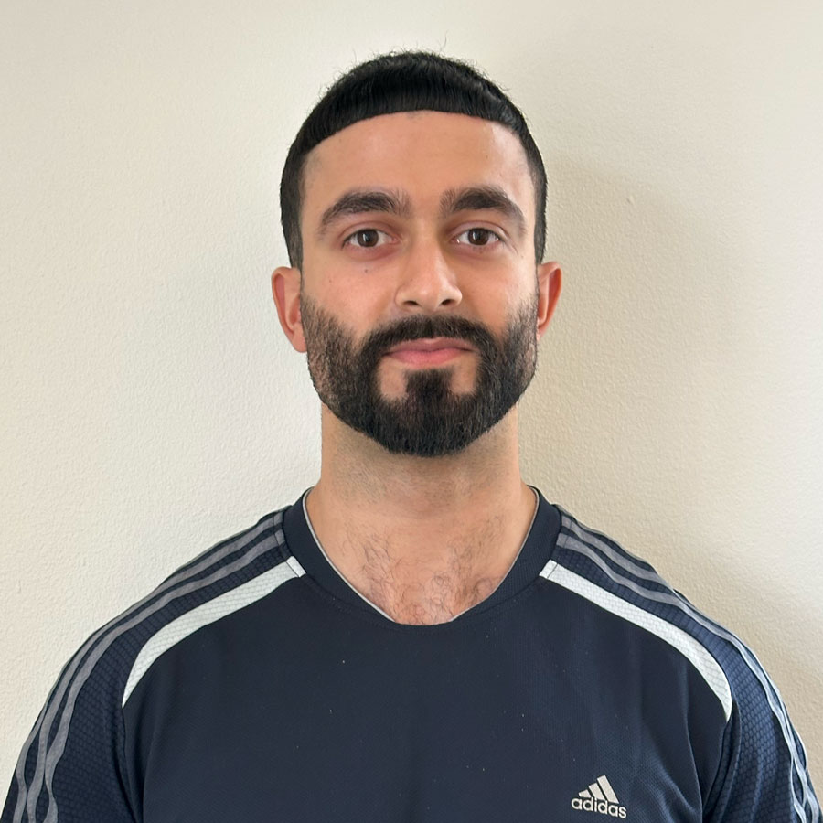 Harrison Agombar - Chiropractor